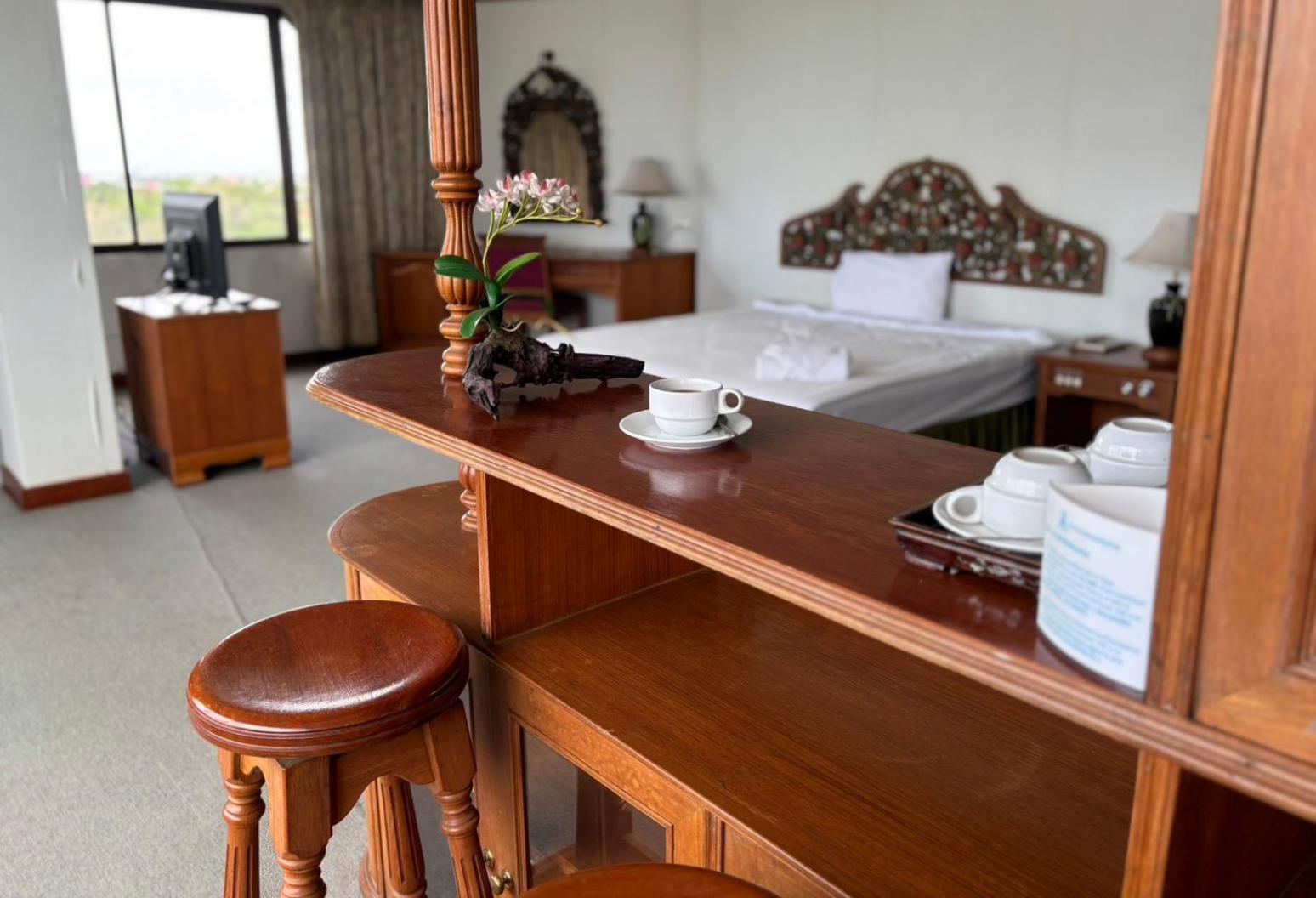 Royal Mekong Riverside Hotel Нонгкхай Экстерьер фото