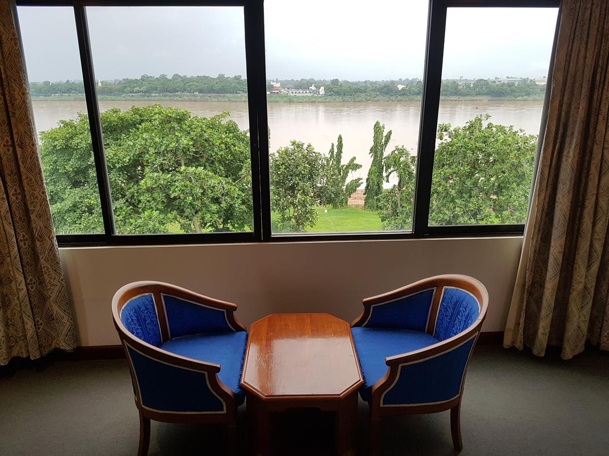 Royal Mekong Riverside Hotel Нонгкхай Экстерьер фото